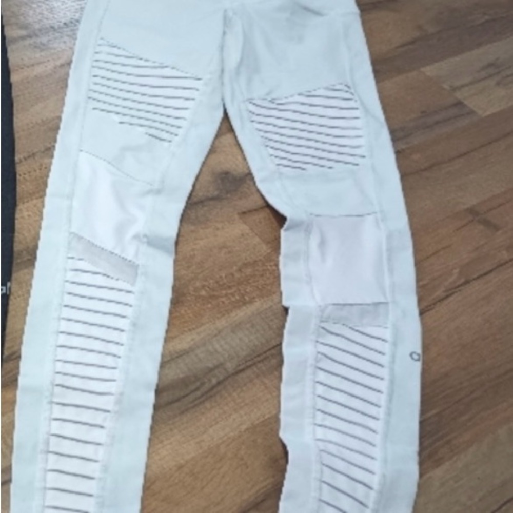 Alo leggings